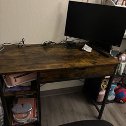 DESK AND MONITOR
