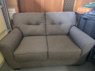 Sofa & Loveseat Like New