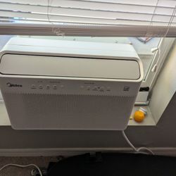 Midea U-shape Air Conditioner 12K BTU