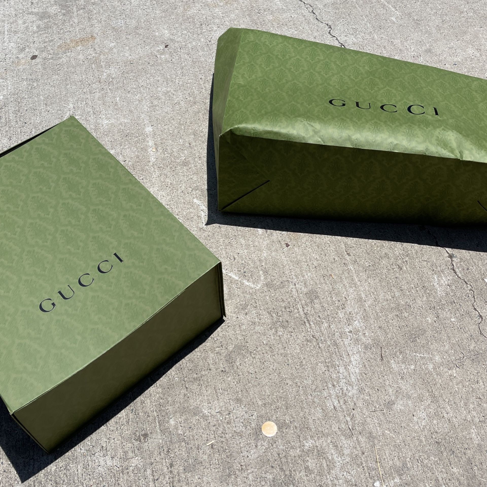 Large 100% Authentic Gucci Box And Shopping Bag Empty Box