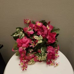 Floral centerpiece 