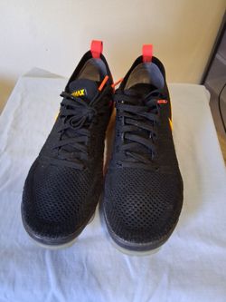 Nike Air VaporMax Flyknit 2 Black/Laser Orange Total Crimsonz