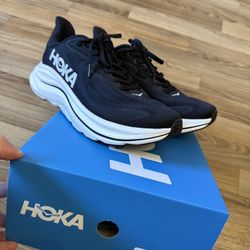 Hoka Clifton 10 Size 8.5 Men 