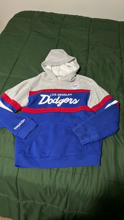 Dodger sweater