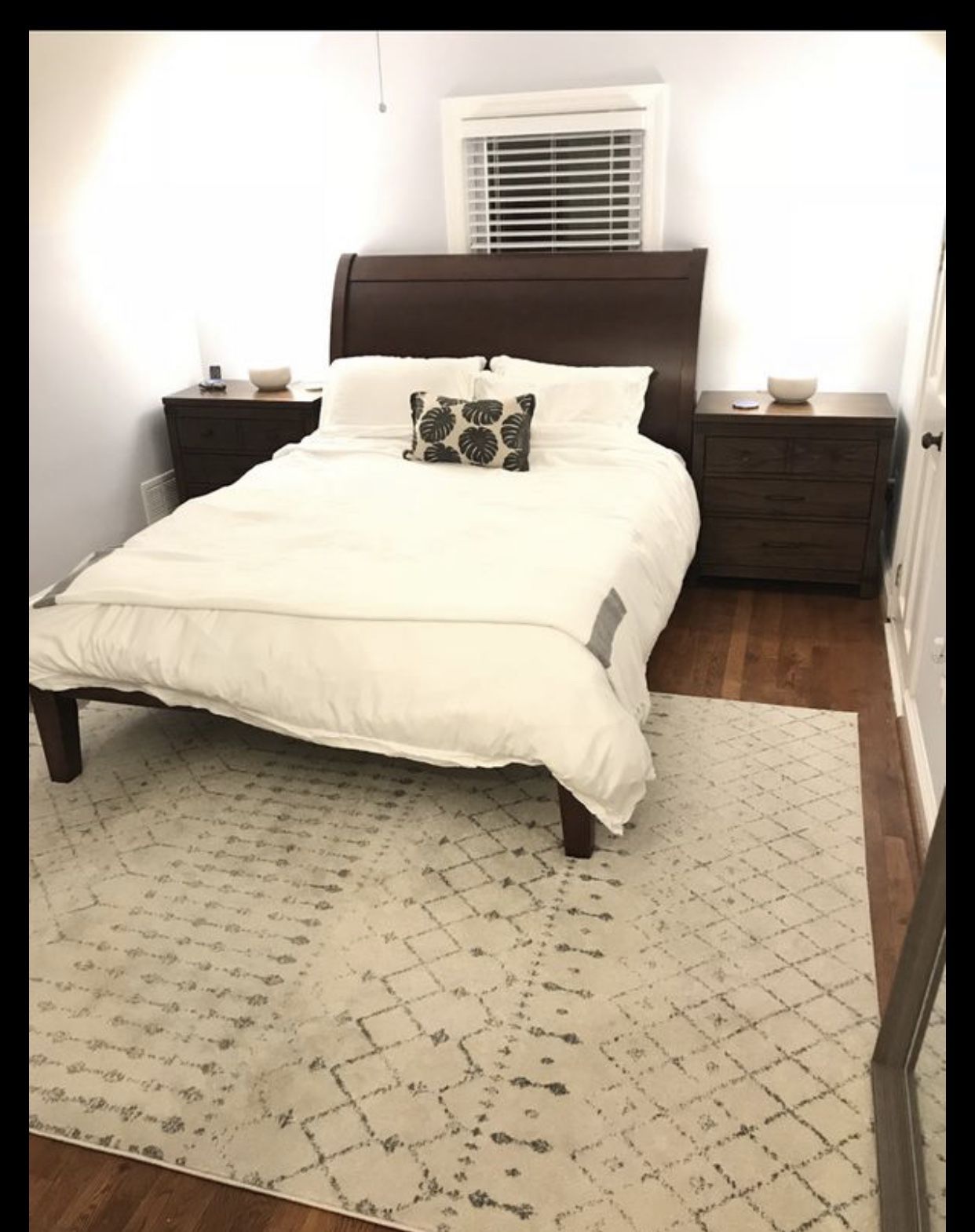 Pottery Barn Queen Bed