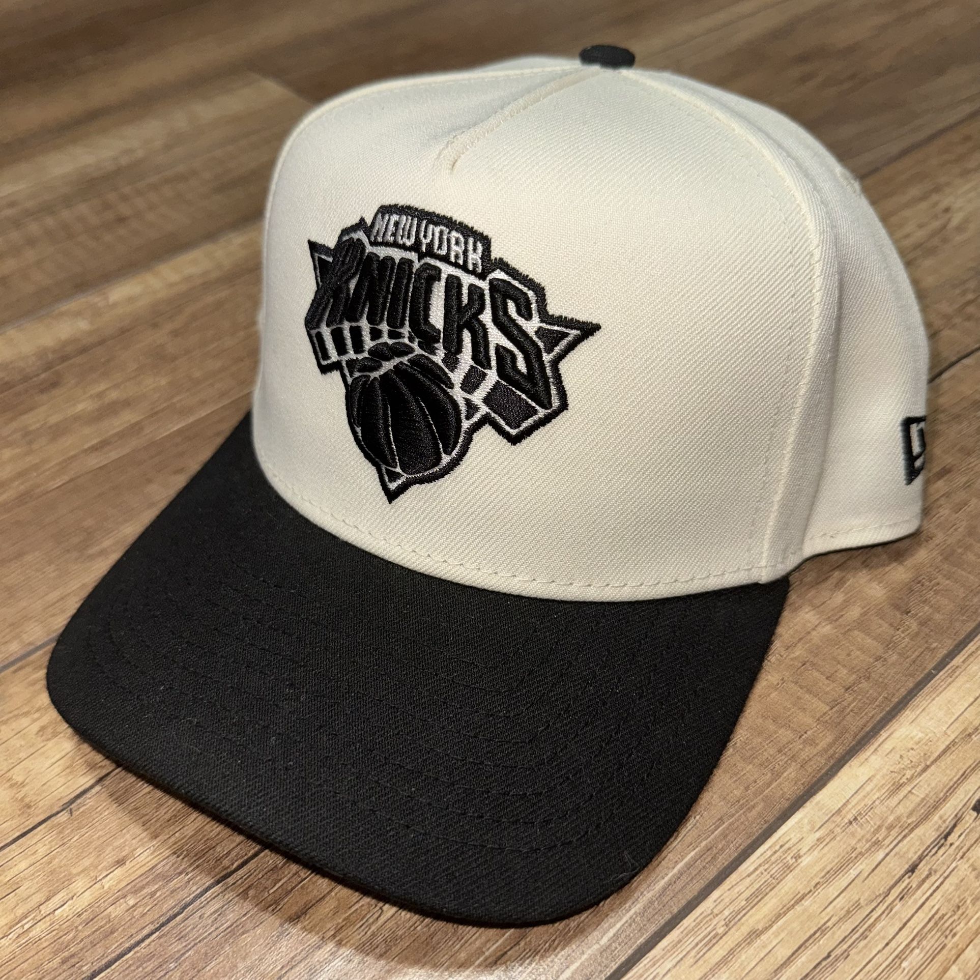 New York Knicks New Era 9Forty Beige Adjustable A-Frame Snapback Hat Cap OSFM