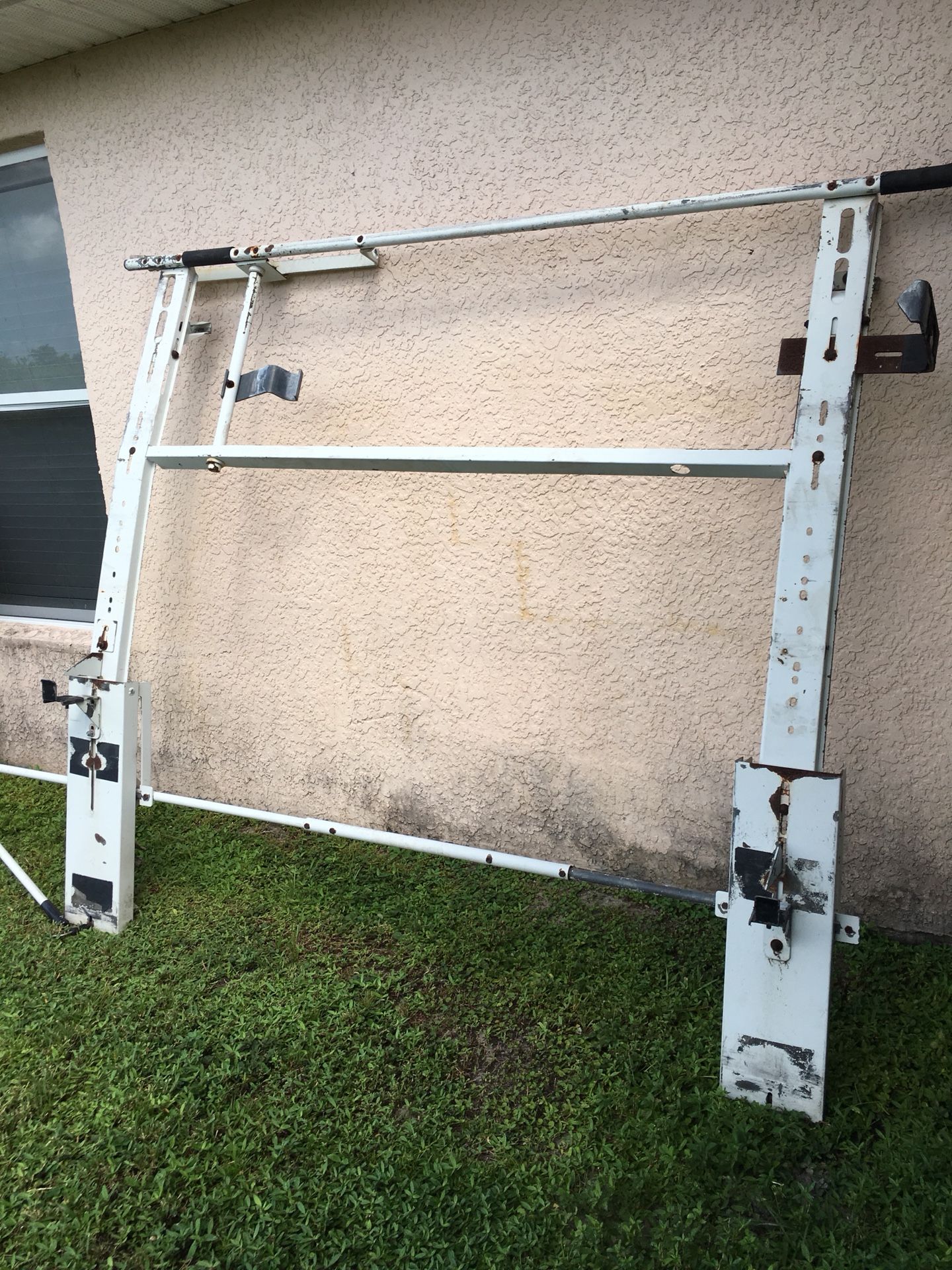 Ladder rack