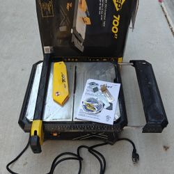 7" QEP Wet Tile Saw