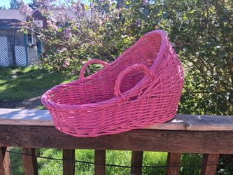 Vintage Hot Pink Wicker Bed Dog Cat Baby Doll Stuffed Animal Toys Home Room Decor