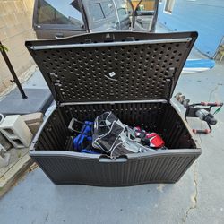 Rubbermaid Storage container box, good condition,  normal wear,  not lockable