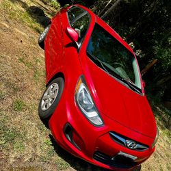 2012 Hyundai Accent
