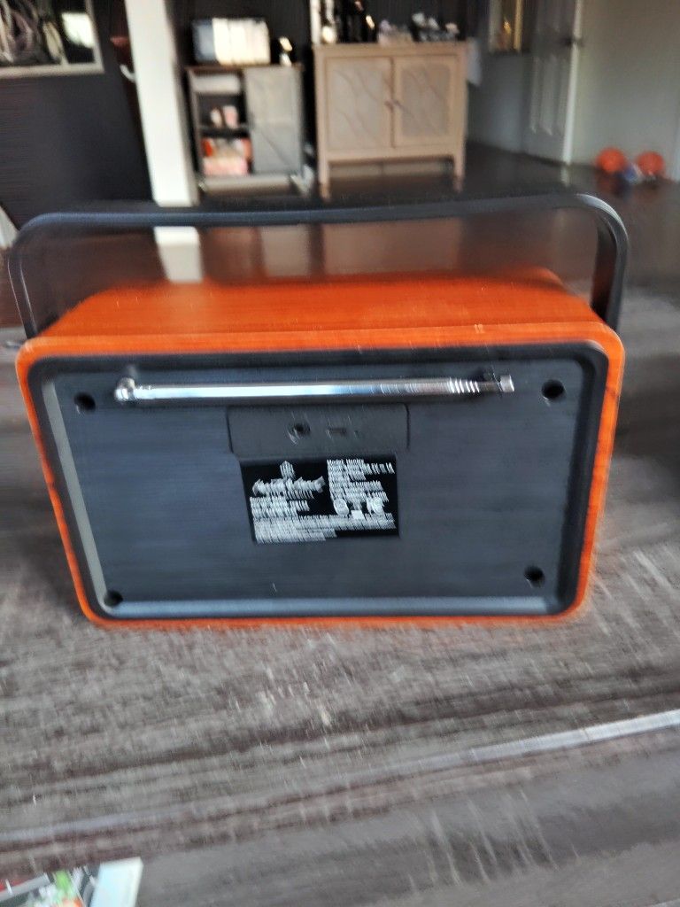 Vintage Am/Fm, Bluetooth Radio