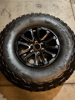 Ford F150 raptor spare