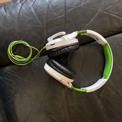 Turtle Beach Head Phones
