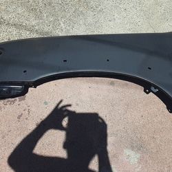 Toyota Tundra left fender