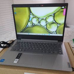 Laptop Lenovo, 128gb Storage, i3 , 4gb Ram, 11 Generación, Windows 11