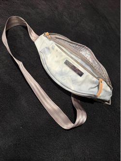Petunia pickle bottom belt bag