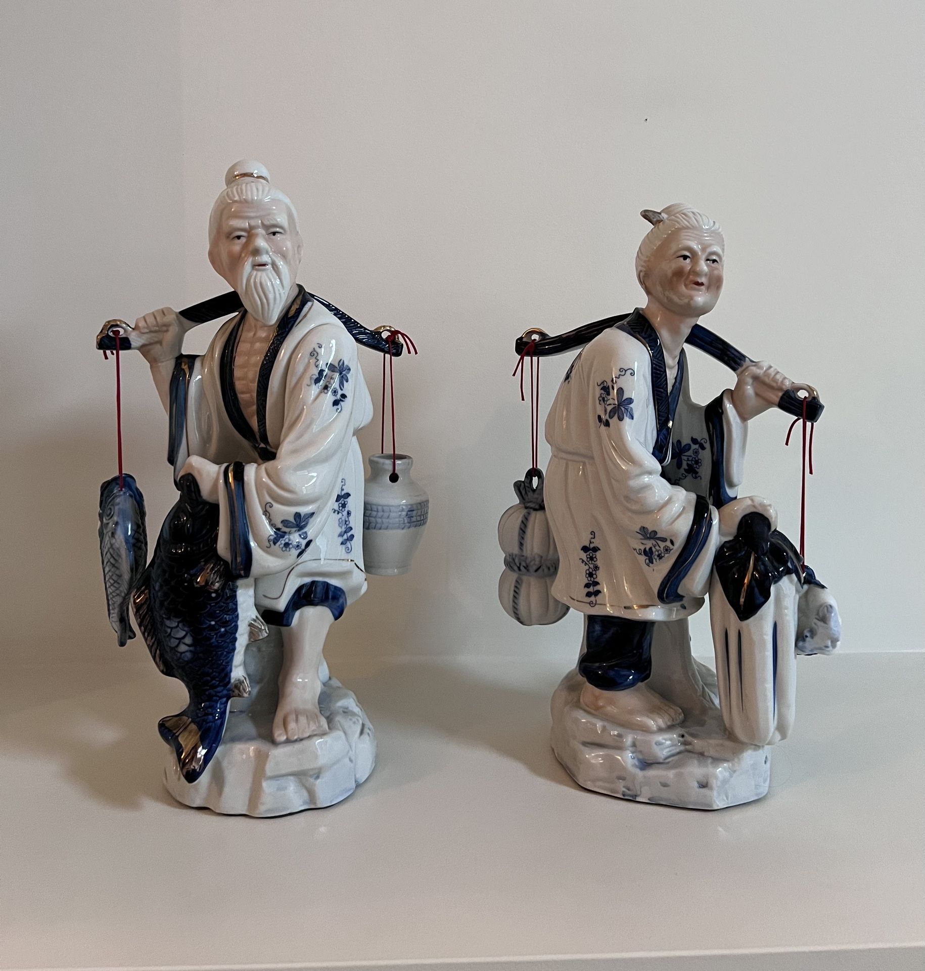 Vintage Large Chinese Fisherman Couple Blue White Porcelain Figurine Statues