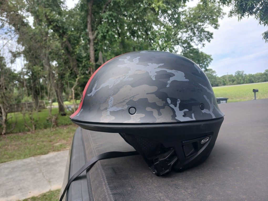 Bell Rogue Motorcycle Helmet Size M 