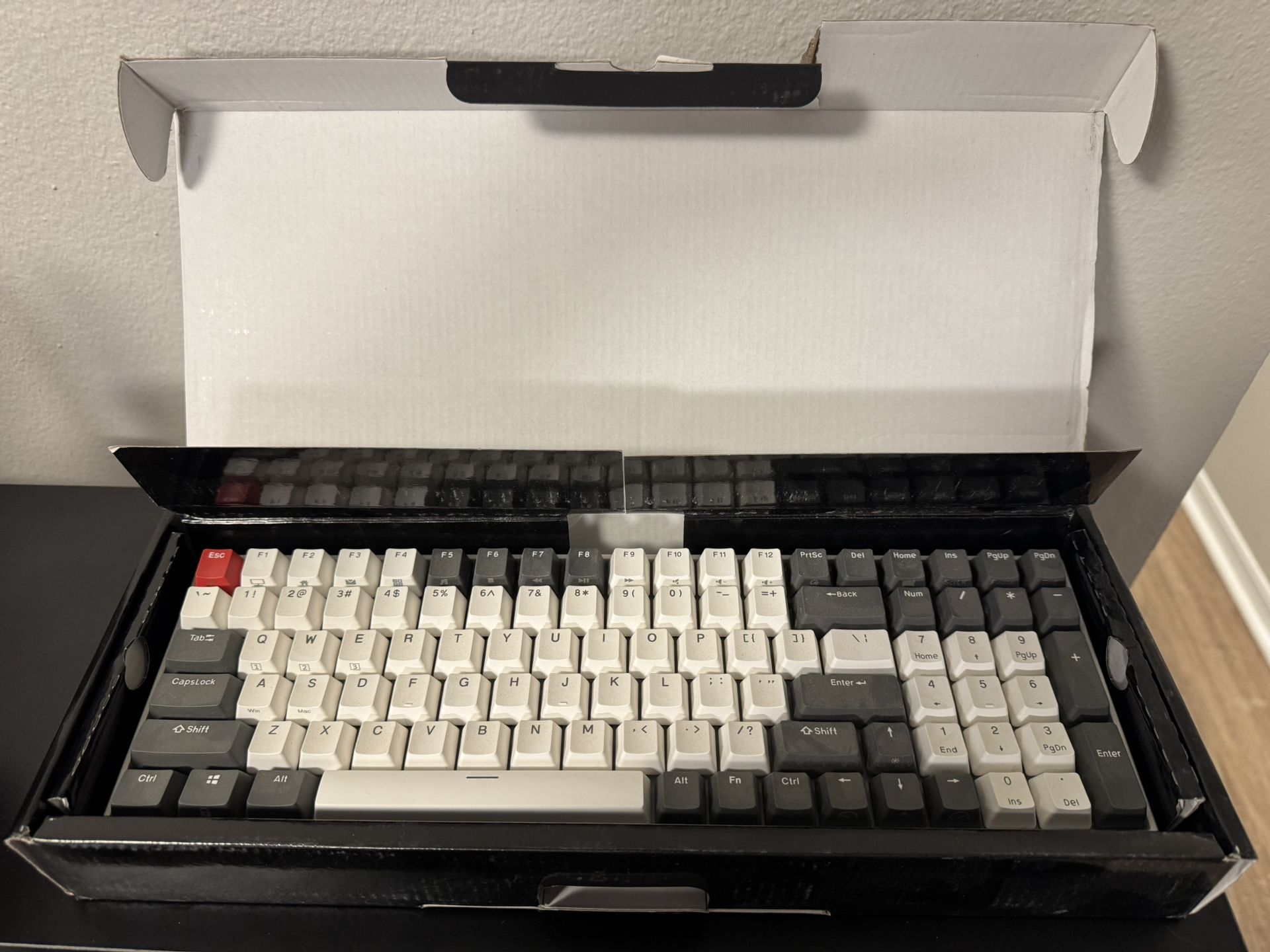 Royal Kludge Wireless 100-Key Keyboard