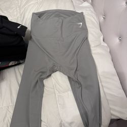 Gym shark leggings 