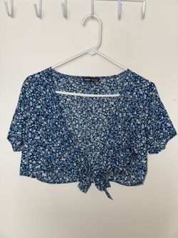 Women’s Short Sleeve Cropped Floral Blouse