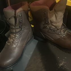 Cabelas Goretex Waterproof Boots Men’s 10.5 