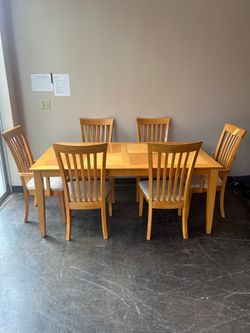 Oak Dining Table with Six Chairs