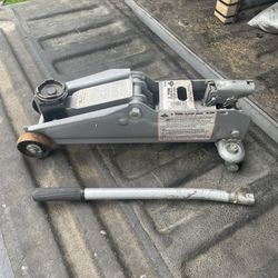 Small Hydraulic Floor Jack 