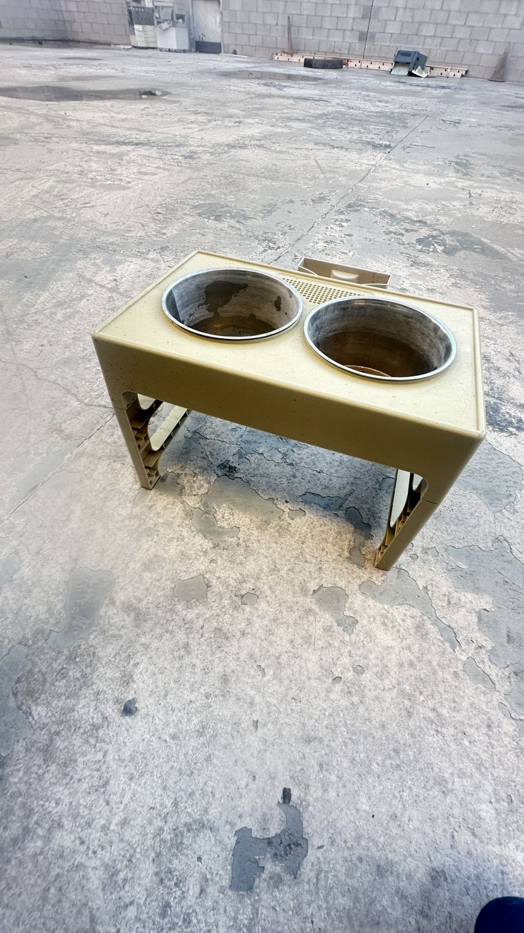 Dog Food Tray