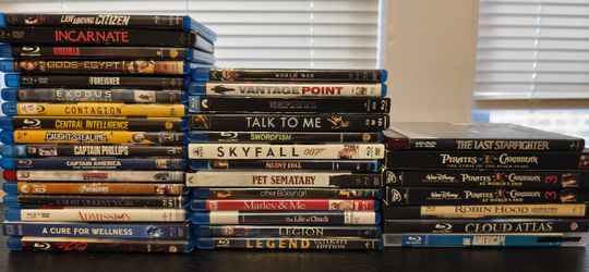 33 Blu-Ray lot