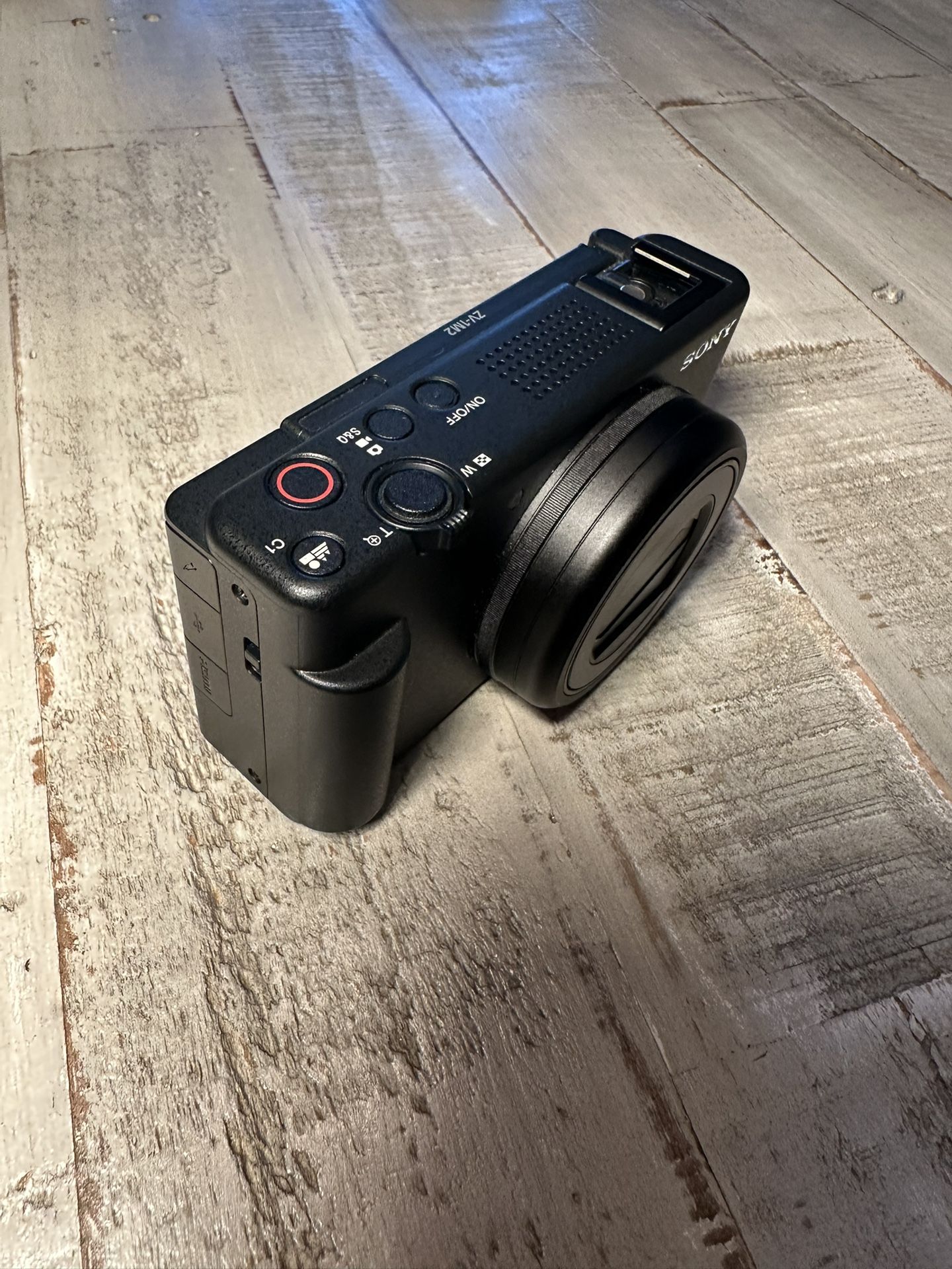 Sony - ZV1 II 20.1-Megapixel Digital Camera  - Black