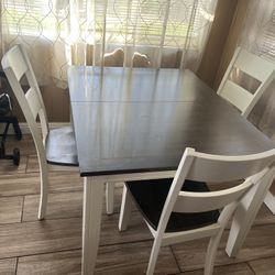 Small Dining Table 