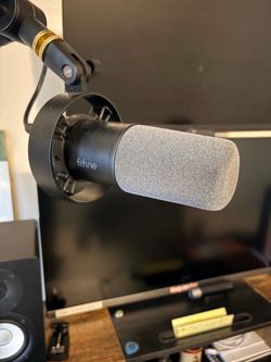 Fifine dynamic microphone