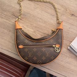 Louis Vuitton Loop Bag Monogram 