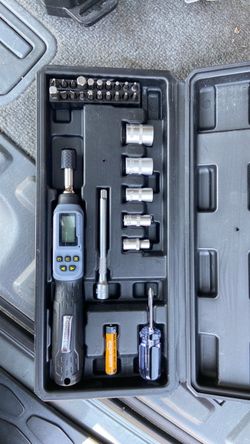 Digital torque screwdriver 2.66-53.1 in lbs 0.3-6 Nm,1/4”Drive Inch pound..