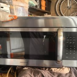 Frigidaire Over The Range (new)Microwave 