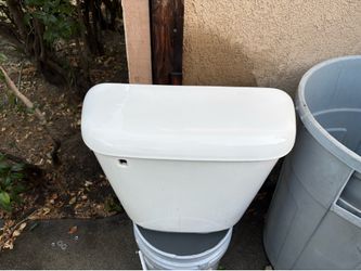 Mansfield 160 toilet tank 1.6 gallons.
