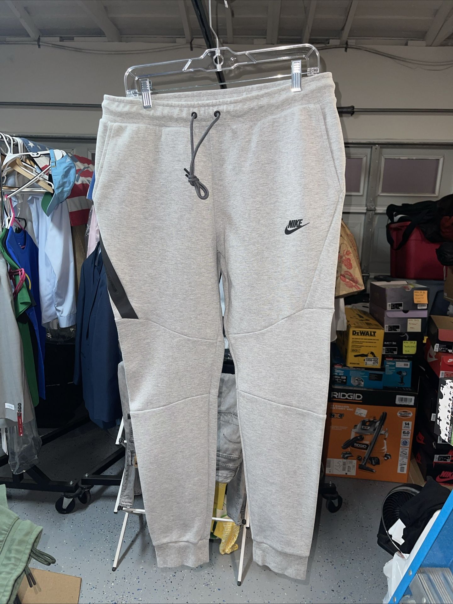 Nike Tech Fleece Pants Size L