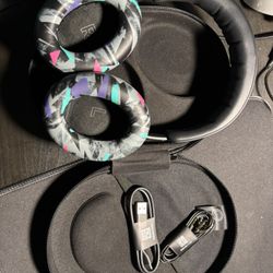 Bose QuietComfort Ultra Headphones (2025) – Mint w/ Case, Custom Earpads + Cables