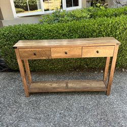 Wayfair Sofa / Entry Table - Like New Condition