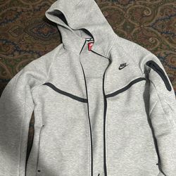 Brand New Nike Tech 