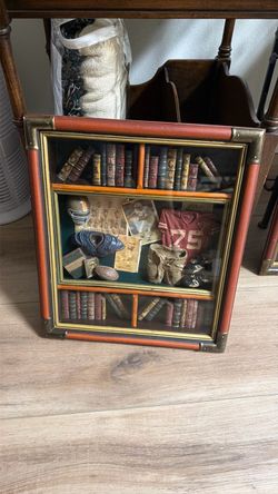 Shadow box