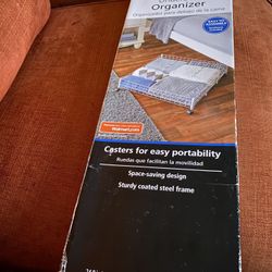 Underbed organizer 24.8” x 24.8” x 5.9”