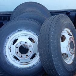4 TRAILER TIRES
