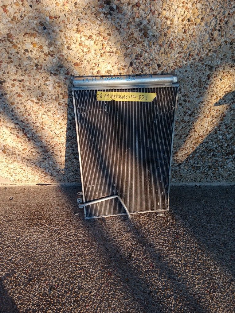 2008-14 Mercedes C300 Condenser
