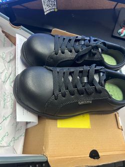Women Nonslip steel toe shoes