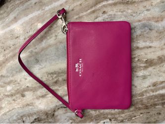 signature coach wristlet handbag pink