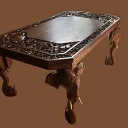 Mid-20th Century Anglo-Indian Carved Elephant Table