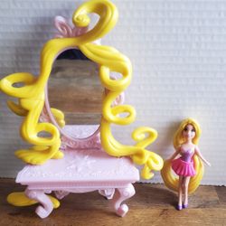 Bundle Disney Tangled Rapunzels Bedroom Vanity & Polly Pocket Doll